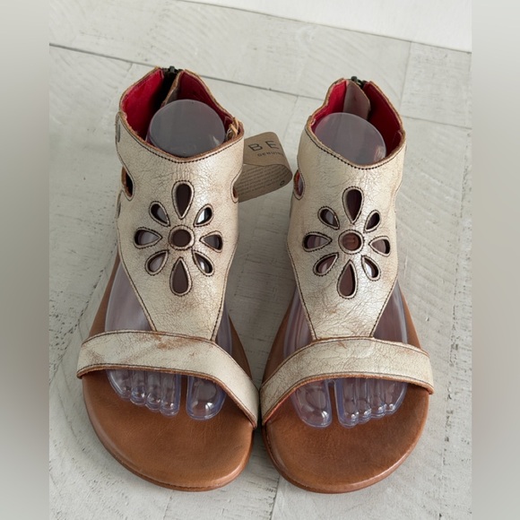 Bed Stu NWT Women’s Soto Floral Cutout Flat Sandal Nectar Lux size 10 - Picture 4 of 10